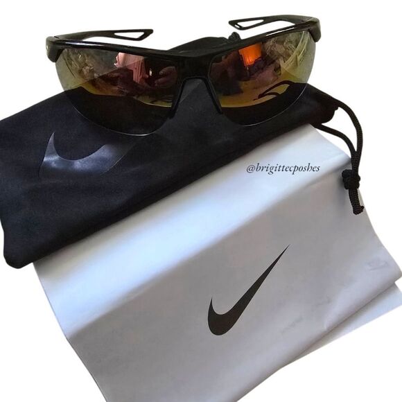 NIKE Unisex Cross Trainer M EV1012 Black Sunglasses - Picture 5 of 12